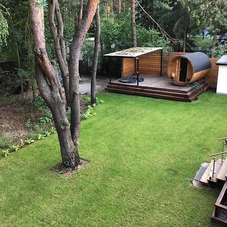 Luksusowy Apartament Pod Lasem, Otwock -Shared Garden, Sauna, Wood Hot Tub! Hot Tub Seasonal! Kültér fotó