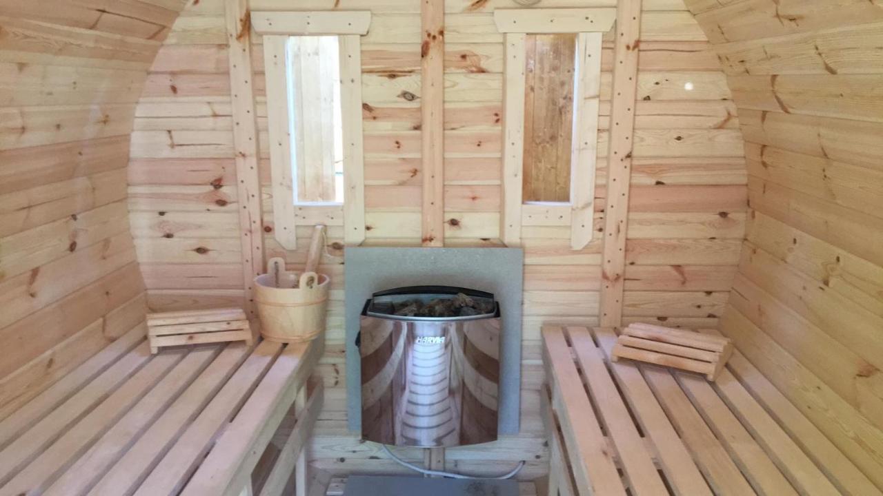 Luksusowy Apartament Pod Lasem, Otwock -Shared Garden, Sauna, Wood Hot Tub! Hot Tub Seasonal! Kültér fotó